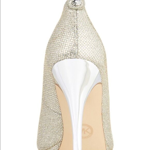 🎉last deal 🎉Michael kors York platform pumps💞 - Picture 3 of 4